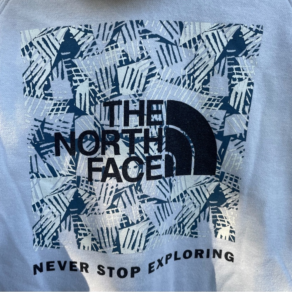 The North Face Women's Light Gray Hoodie